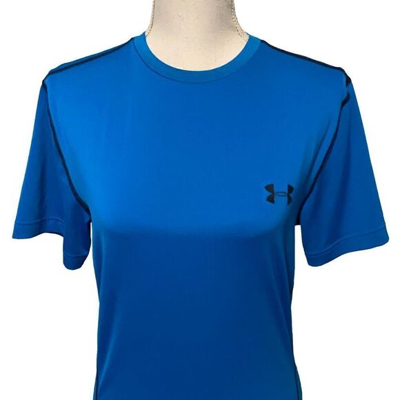 Under Armour Athletic Shirt   - Picture 3 of 5